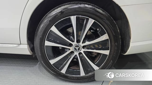 Mercedes-Benz E-Class W213 id 4304030 из Кореи 13