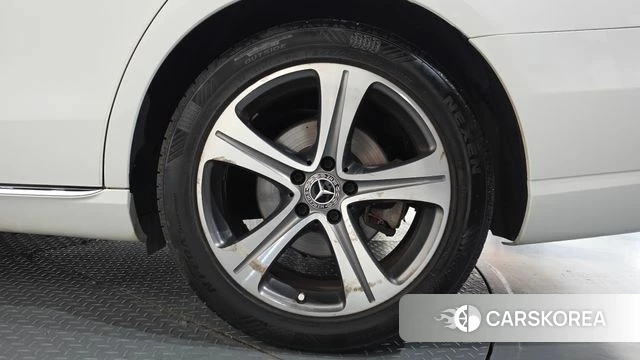 Mercedes-Benz E-Class W213 id 4770593 из Кореи 13