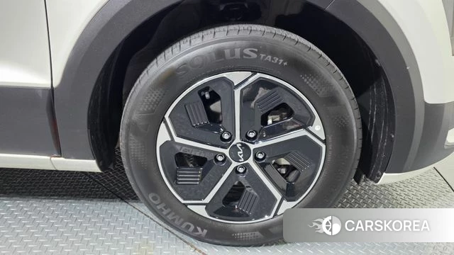 Kia Di Ol Nu Niro id 4323573 из Кореи 13