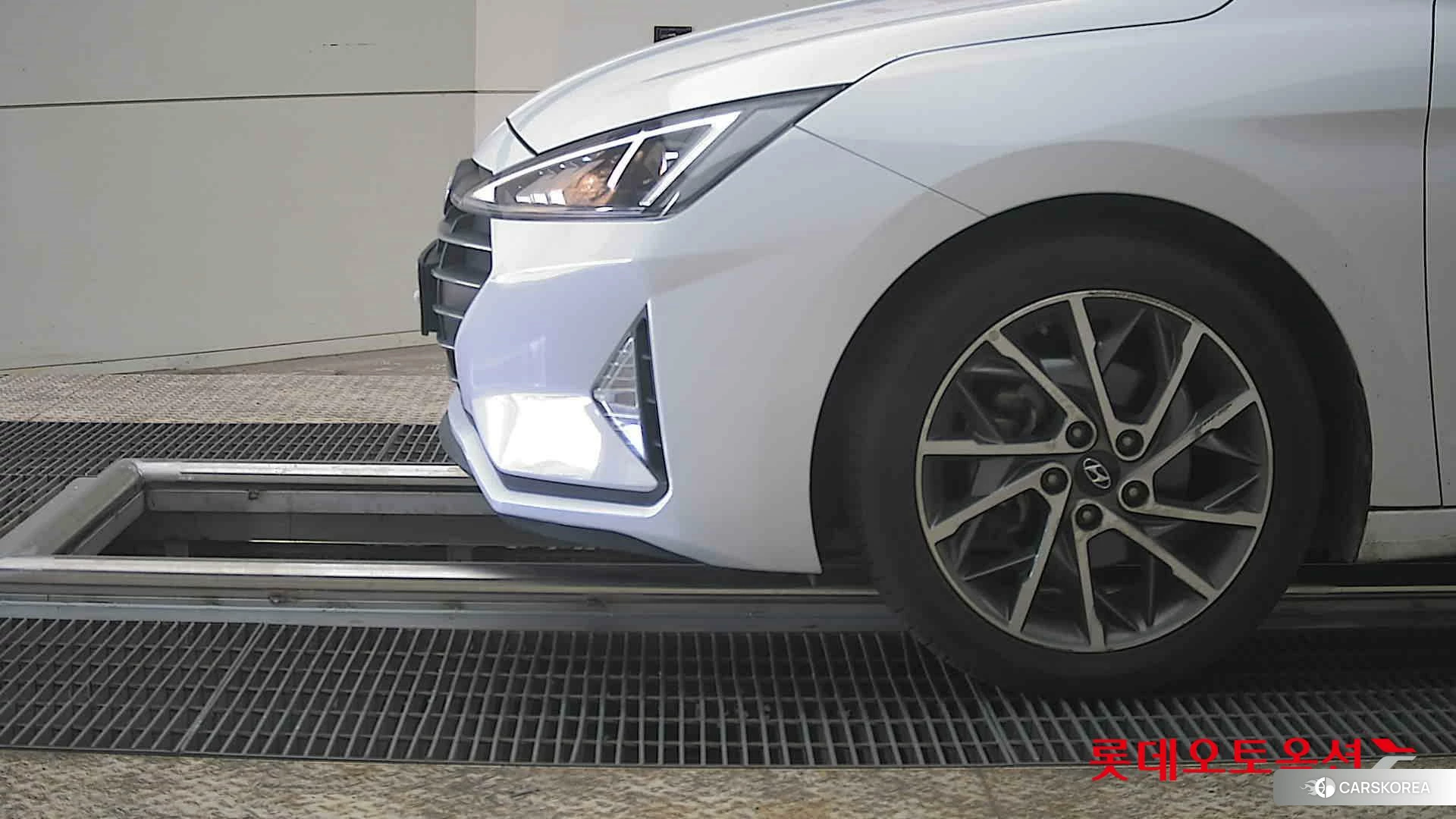 Hyundai Avante id 3882049 из Кореи 13