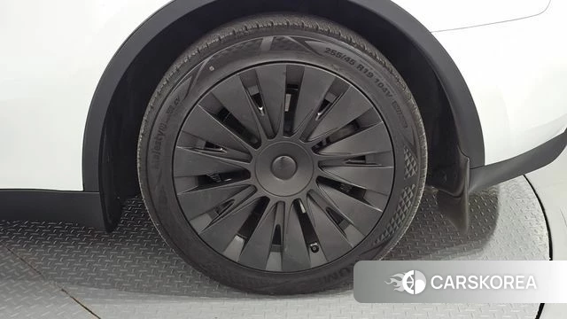 Tesla Model Y id 4691572 из Кореи 13