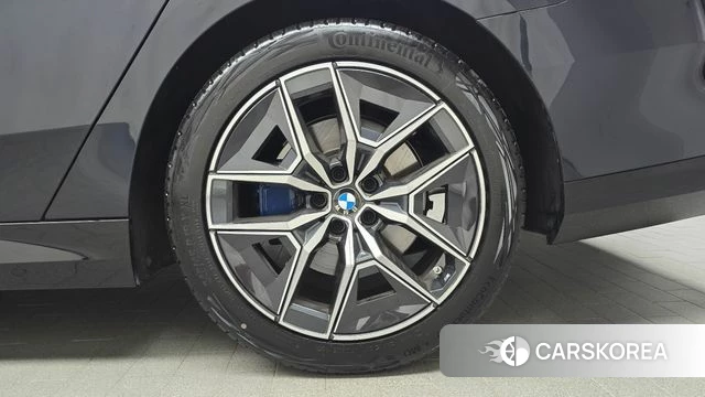 BMW 5 Series (G60) id 4639794 из Кореи 13