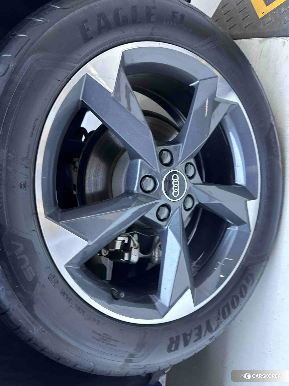 Audi Q3 id 4513728 из Китая 13