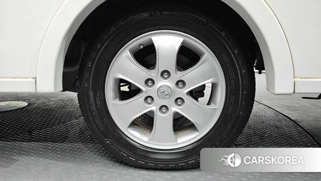 Hyundai The New Grand Starex id 4562244 из Кореи 13