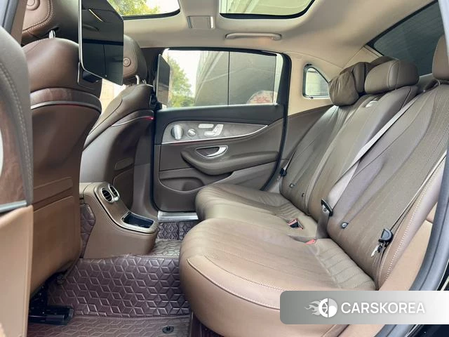 Mercedes-Benz E-class id 4264945 из Китая 13