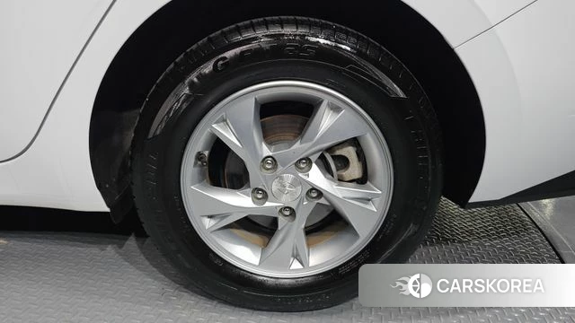 Hyundai Avante (CN7) id 4445595 из Кореи 13