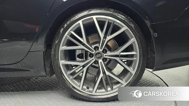 Audi A7 (4K) id 4314986 из Кореи 13