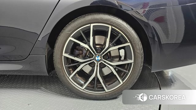 BMW 5 Series (G30) id 4730822 из Кореи 13