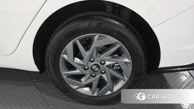 Hyundai The New Avante (CN7) id 4315076 из Кореи 13