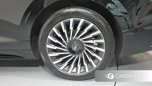 Hyundai Grandeur Hybrid (GN7) id 4186235 из Кореи 13