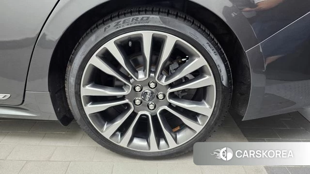 Lincoln Continental 10th Generation id 4688984 из Кореи 13