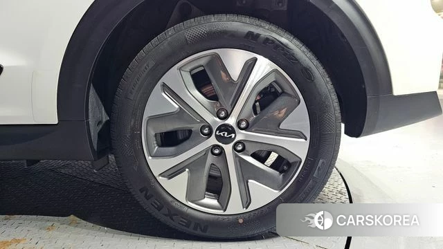 Kia Niro Plus id 4636408 из Кореи 13