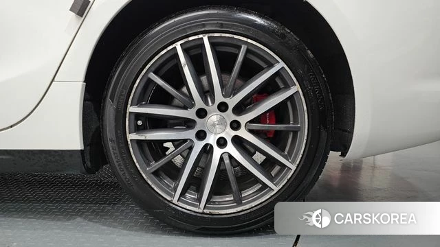 Maserati Ghibli id 4430456 из Кореи 13