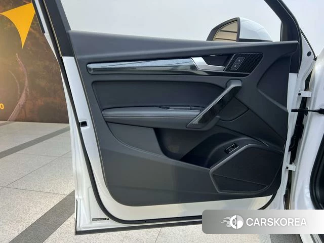 Audi Q5L id 4300050 из Китая 13