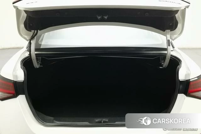Nissan Xuan Yi id 4273138 из Китая 13