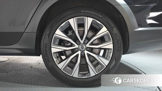 Volvo V90 Cross-Country id 4377103 из Кореи 13