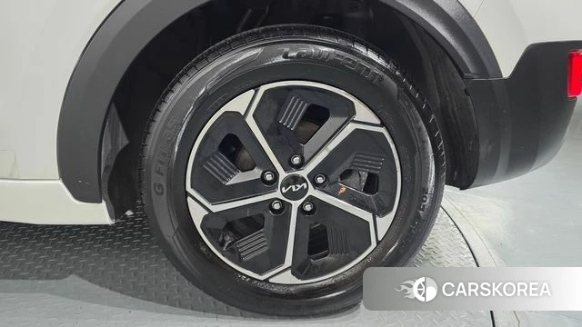 Kia Di Ol Nu Niro id 4422857 из Кореи 13