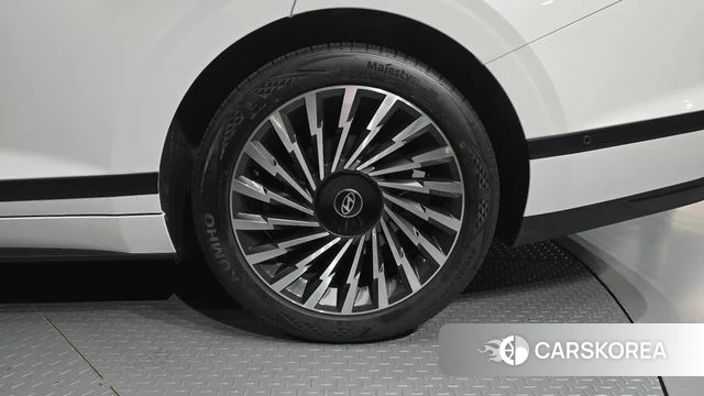 Hyundai Grandeur Hybrid (GN7) id 4904565 из Кореи 13