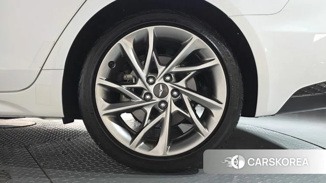 Genesis The New G70 id 4636756 из Кореи 13