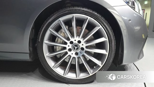Mercedes-Benz E-Class W213 id 4382888 из Кореи 13