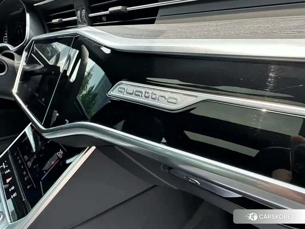 Audi A6L id 4514166 из Китая 13