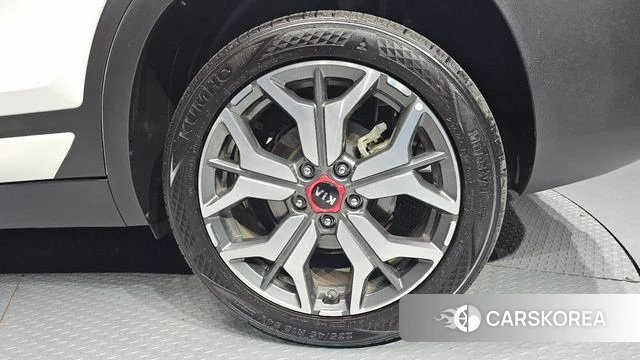 Kia Seltos id 4268236 из Кореи 13