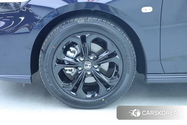 Honda Accord id 3920726 из Китая 13