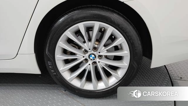 BMW 5 Series (G30) id 4671300 из Кореи 13