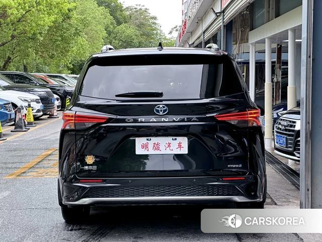 Toyota Grevia id 4273291 из Китая 13