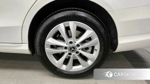 Mercedes-Benz C-Class W205 id 4410506 из Кореи 13