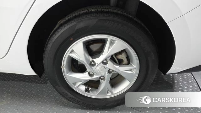Hyundai Avante (CN7) id 4376572 из Кореи 13