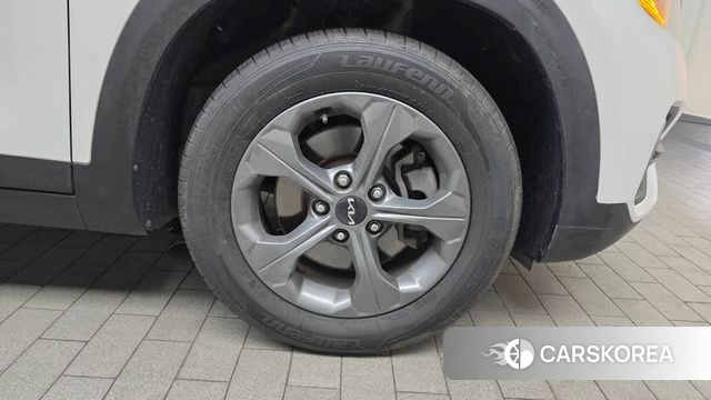 Kia Seltos id 4355184 из Кореи 13