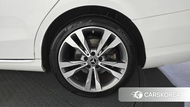 Mercedes-Benz C-Class W205 id 4531155 из Кореи 13
