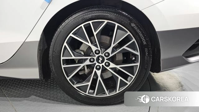 Hyundai Ionic 6 id 4469462 из Кореи 13