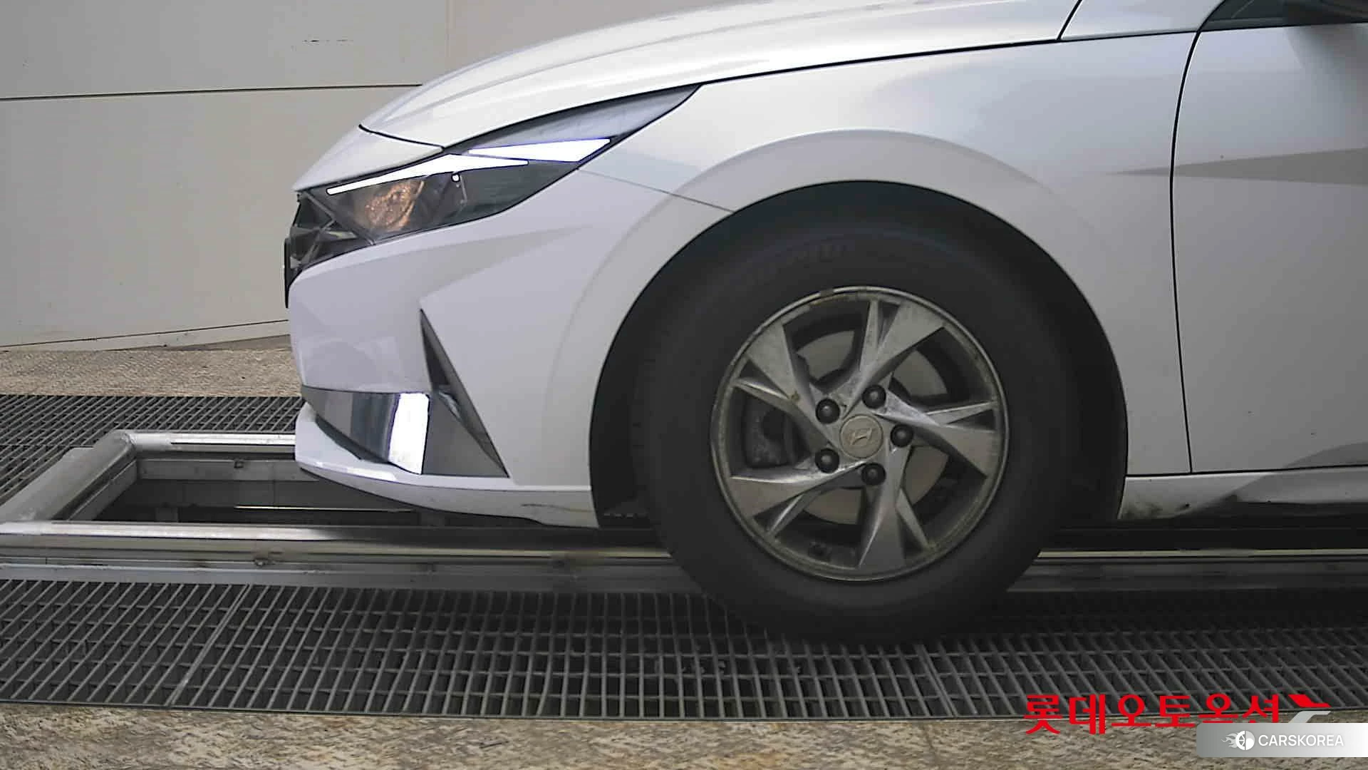 Hyundai Avante id 3869298 из Кореи 13