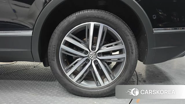 Volkswagen Tiguan Allspace id 4535608 из Кореи 13