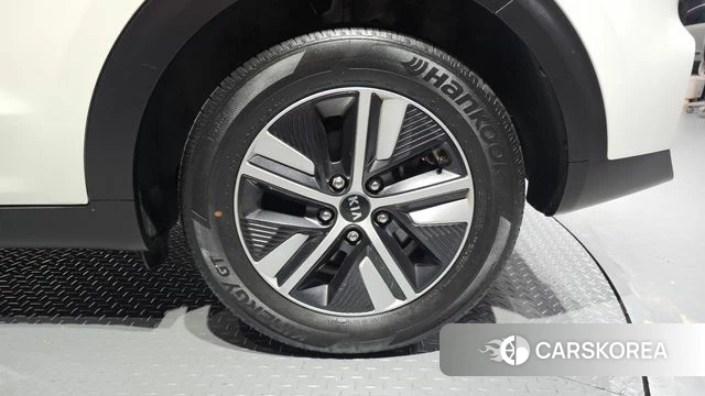 Kia The New Niro id 4900501 из Кореи 13