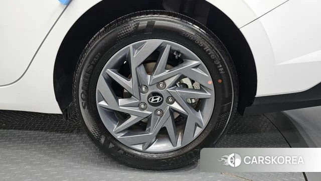 Hyundai The New Avante (CN7) id 4200821 из Кореи 13