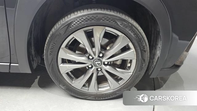 Lexus UX250h id 4741411 из Кореи 13