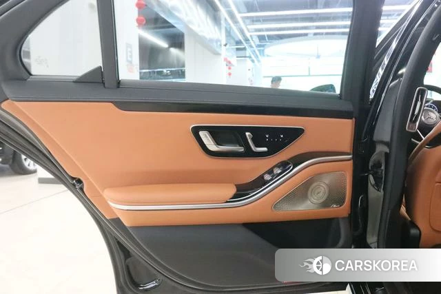 Mercedes-Benz S-class id 4334710 из Китая 13