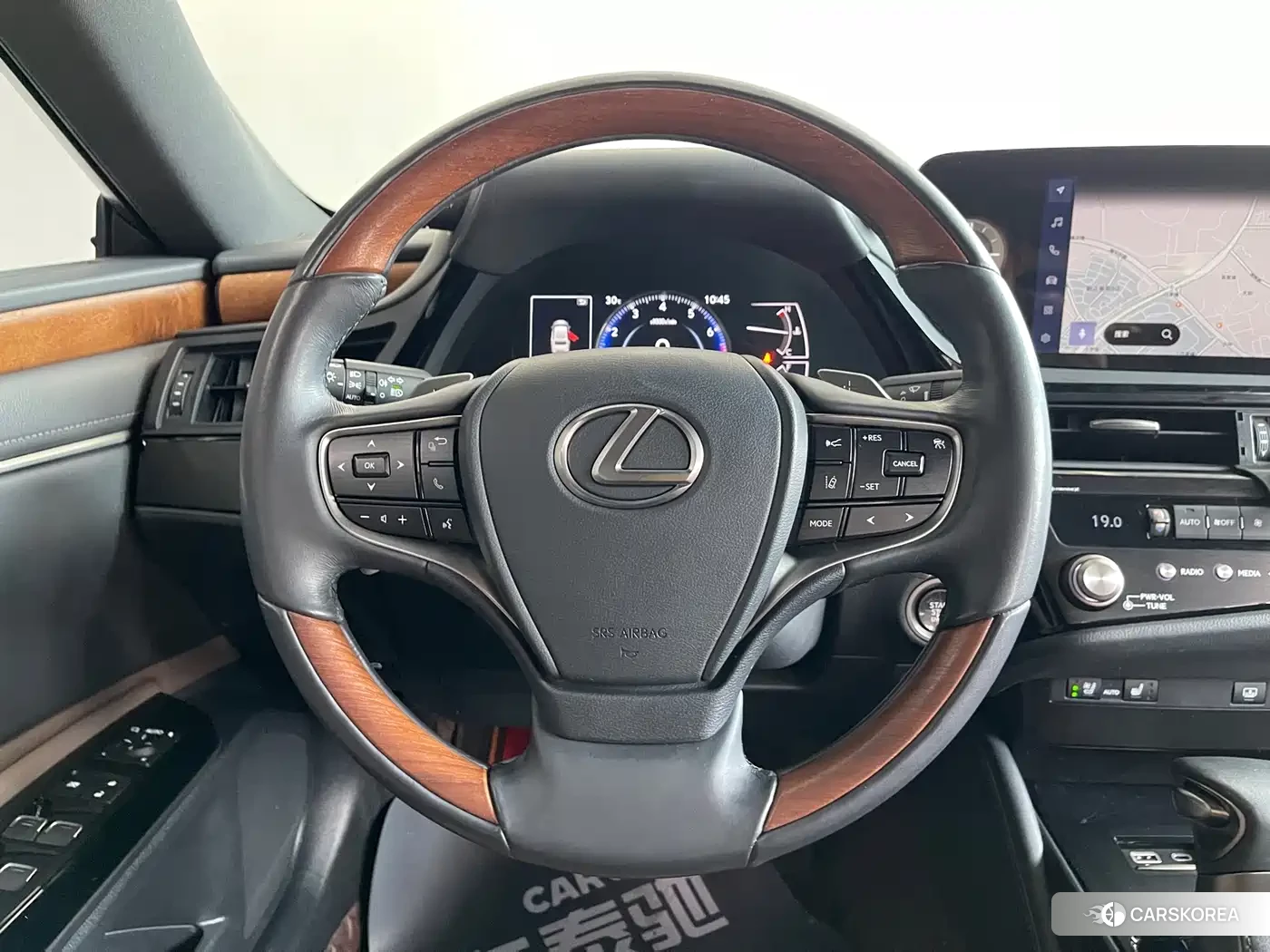 Lexus ES id 4577608 из Китая 13