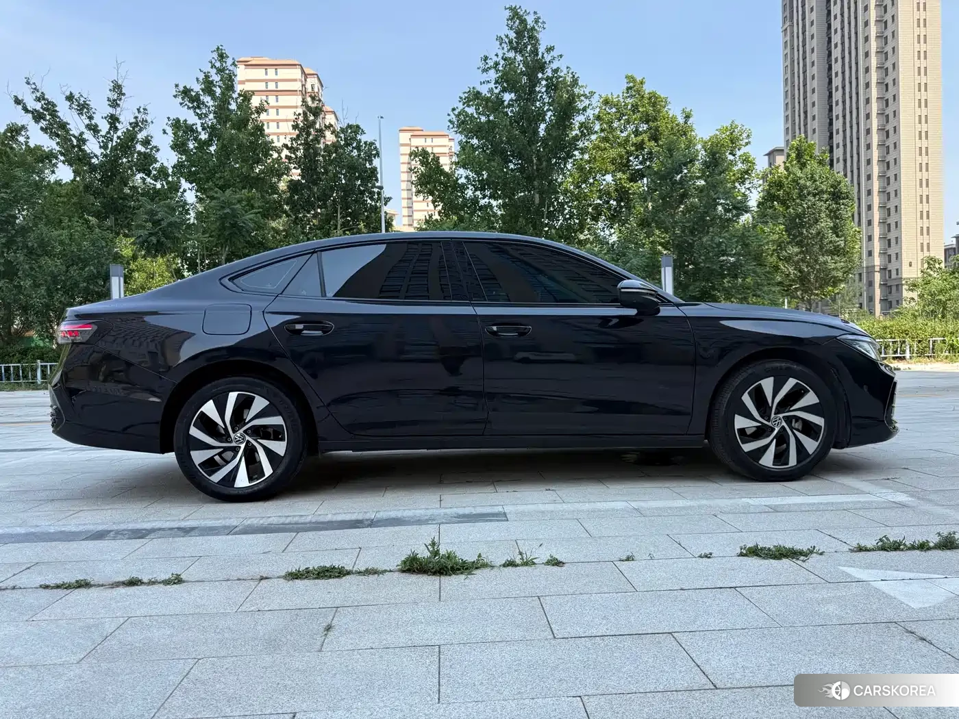Volkswagen Passat id 4576605 из Китая 13