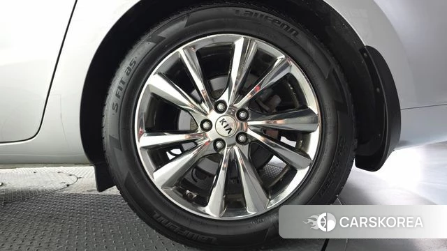 Kia The New Carnival id 4895526 из Кореи 13