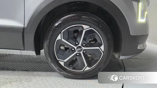 Kia Di Ol Nu Niro id 4524399 из Кореи 13