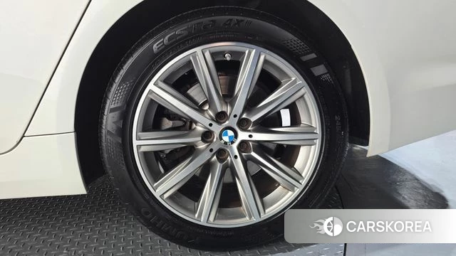 BMW 5 Series (G30) id 4496858 из Кореи 13