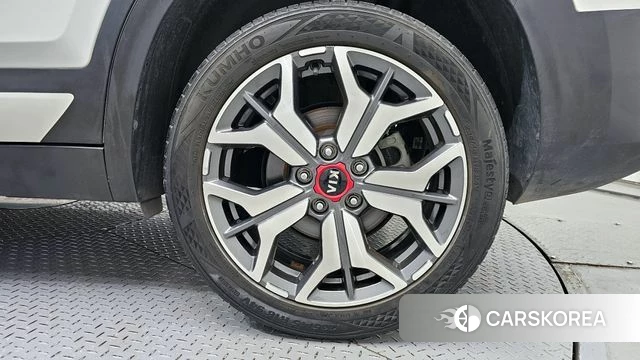Kia Seltos id 4269052 из Кореи 13