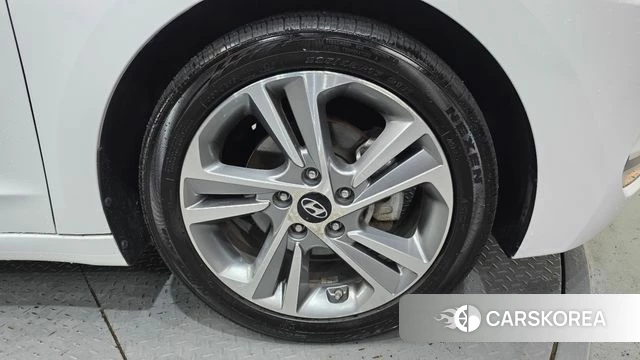 Hyundai Avante AD id 4615535 из Кореи 13
