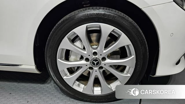 Mercedes-Benz E-Class W213 id 4305207 из Кореи 13