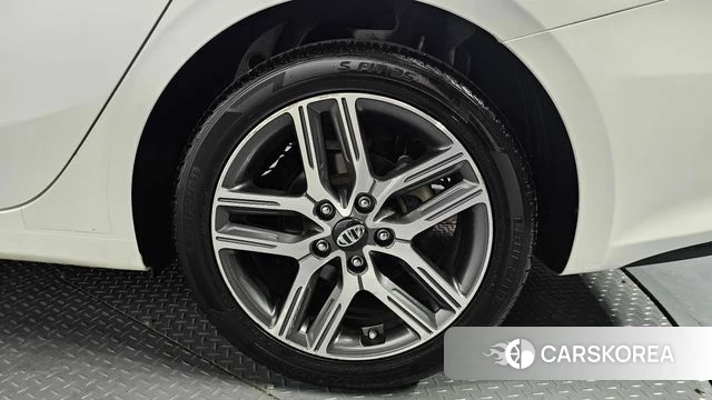 Kia Come New K3 id 4491140 из Кореи 13