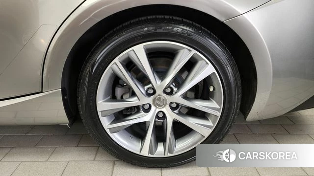 Lexus New IS300 id 4371692 из Кореи 13